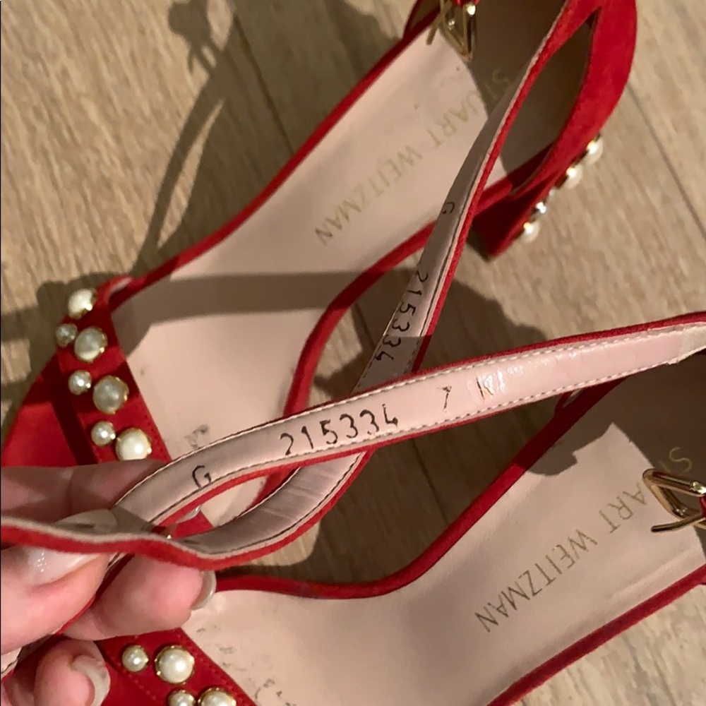 Stuart Weitzman - Picture 5 of 5